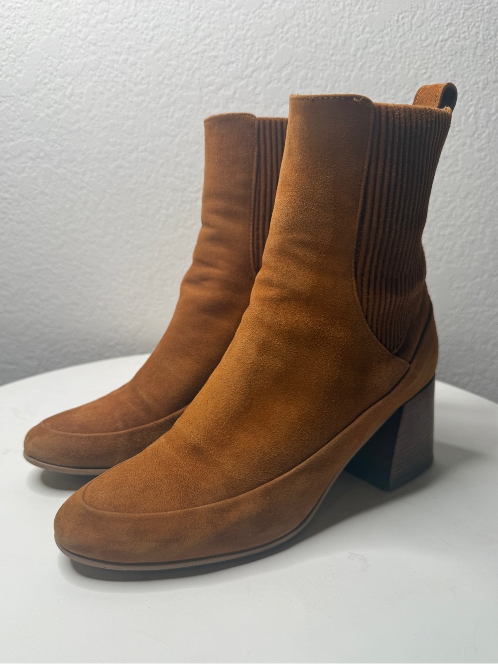 Napoleoni Camel Suede Ankle Booties Stacked Heel Size 8.5